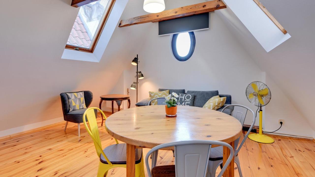 Dom & House - Old Town Swietego Ducha Apartment Gdansk Luaran gambar